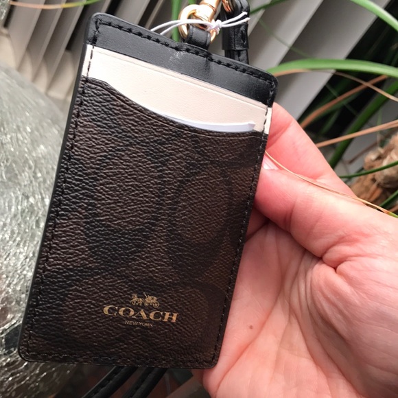 SOLD⛔️Authentic COACH leather Lanyard ID/card - Picture 8 of 8